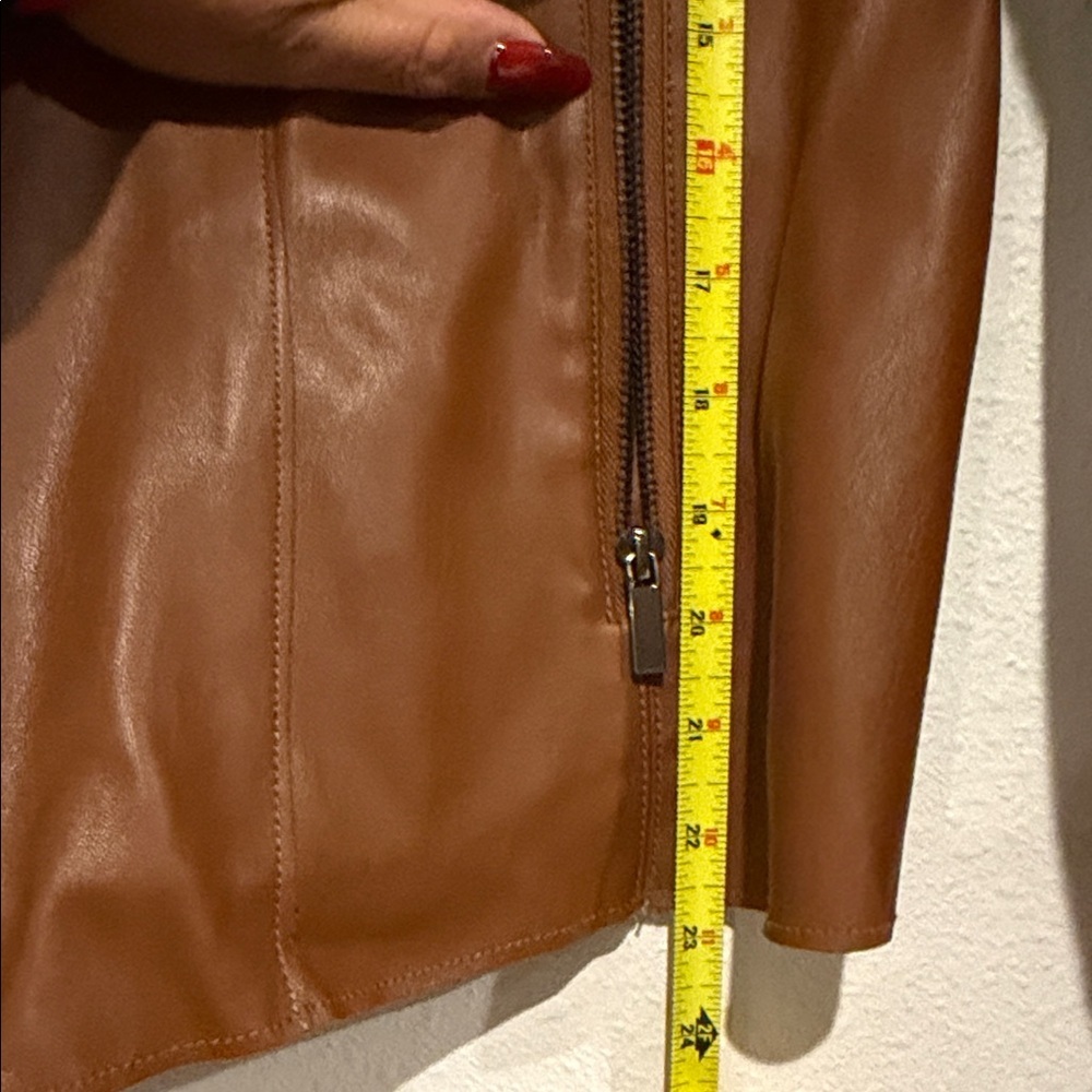 Bagatelle Tan Women's Blazer - Picture 6 of 7